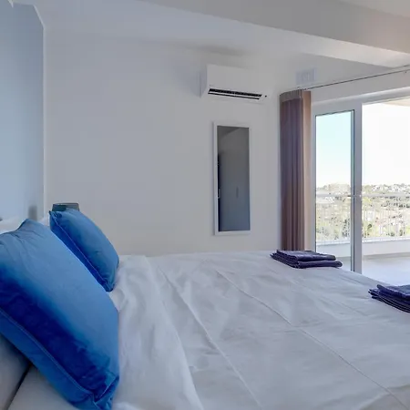 Modern 2 Bedroom Apartment, Valley Views Karp1-4 *
