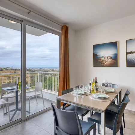 Modern 2 Bedroom Apartment, Valley Views Karp1-4 شقة *