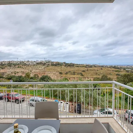Modern 2 Bedroom Apartment, Valley Views Karp1-4 شقة